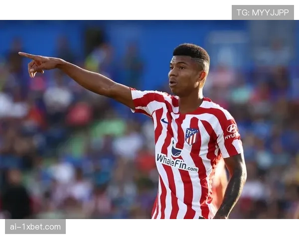 皇马场均制造越位位置前压至34.6米，超越巴萨成西甲最激进防线